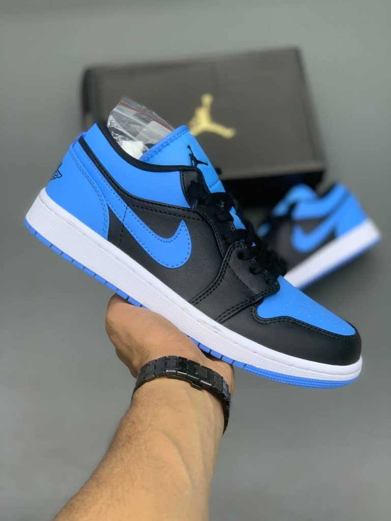 کتونی نایک low og University Blue