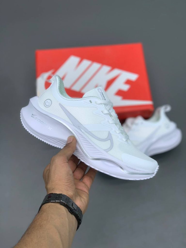 کتونی نایک (white) zoom x smile