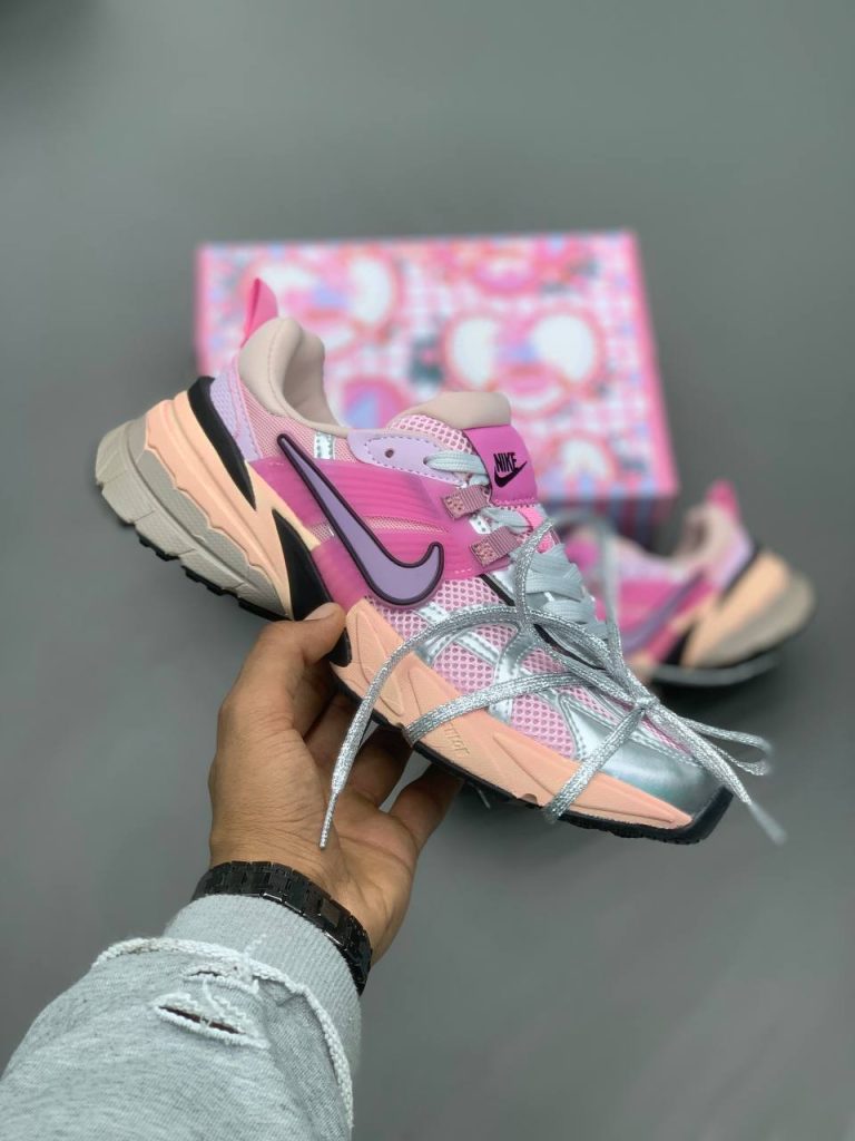 کتونی نایک v2k runtekk pink
