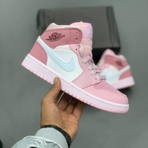 کتونی نایک jordan retro 1 mid digital pink