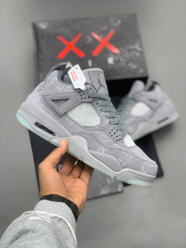 کتونی نایک air jordan 4 retro x kaws grey