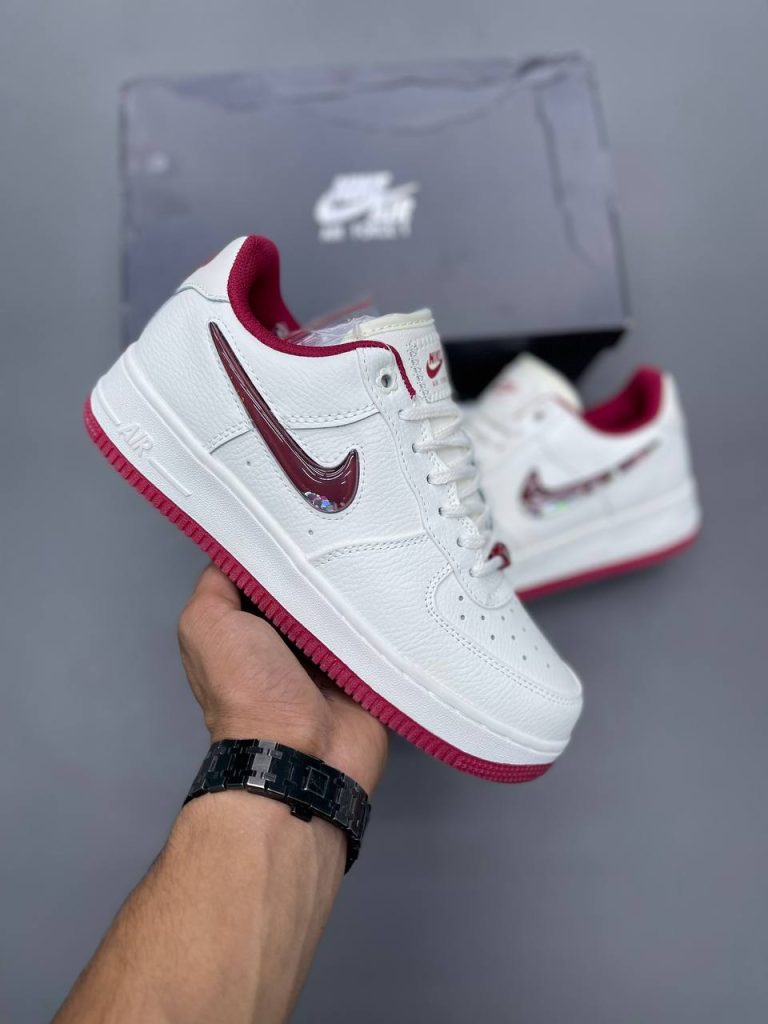 کتونی نایک air force 1 low valentine's day