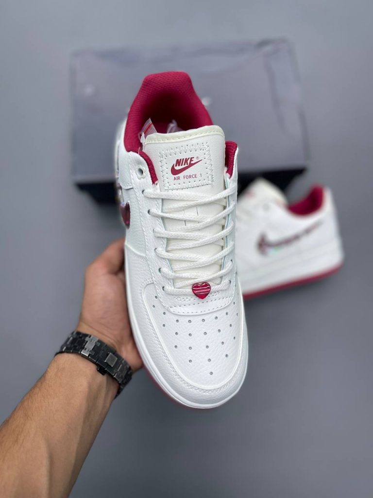 کتونی نایک air force 1 low valentine's day