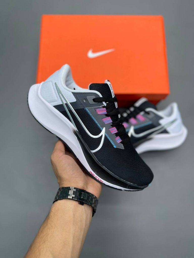کتونی نایک (black white) air zoom pegasus 40