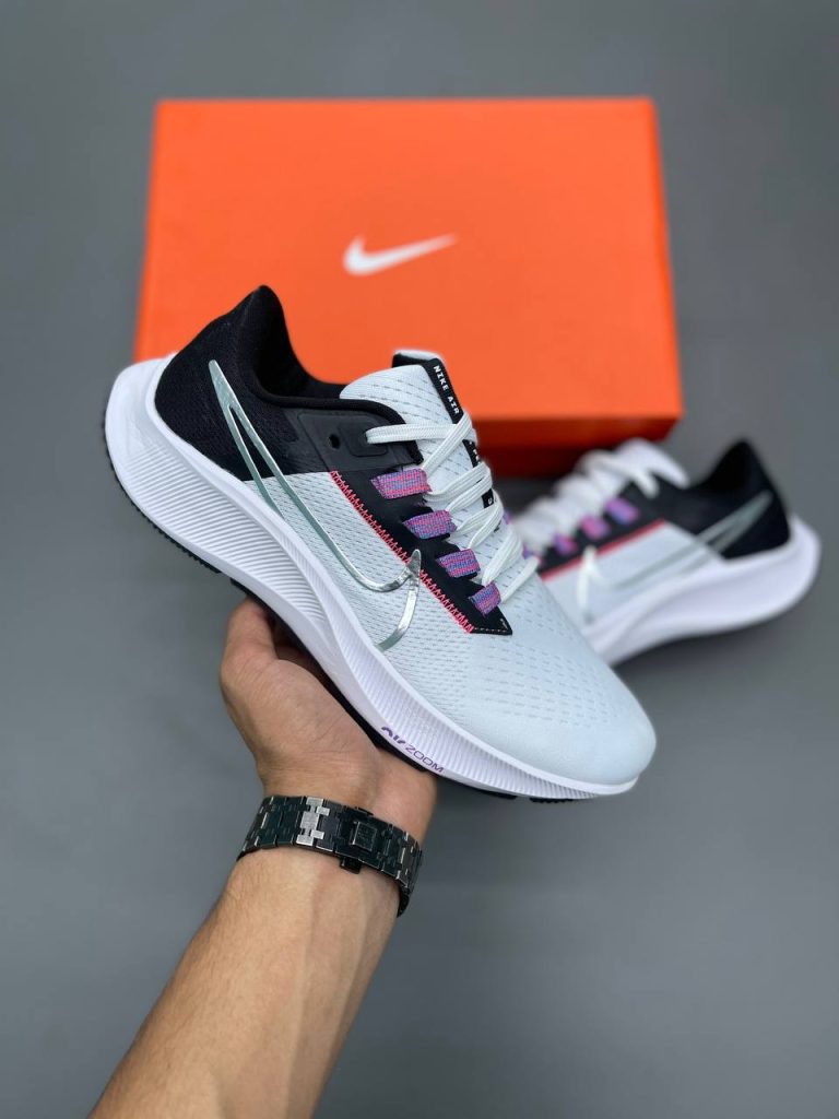 کتونی نایک (white black) air zoom pegasus 40