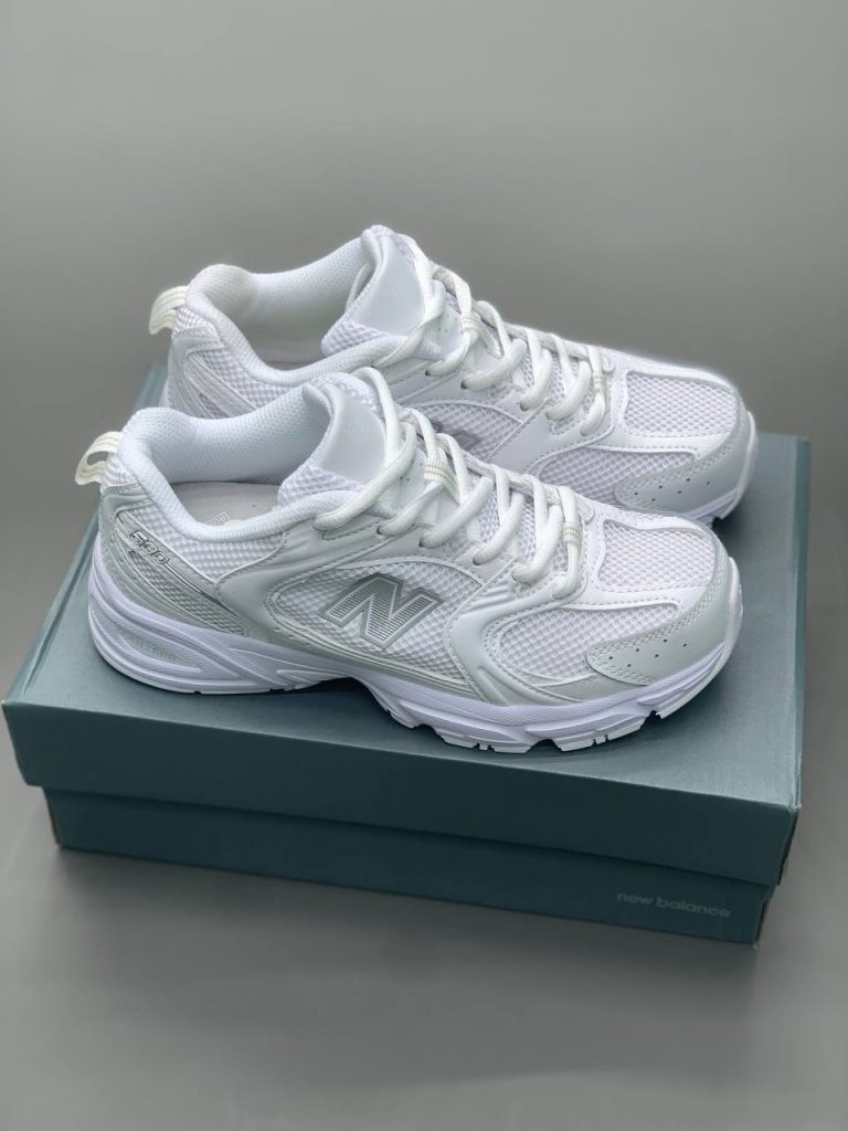 کتونی نیوبالانس (white) 530