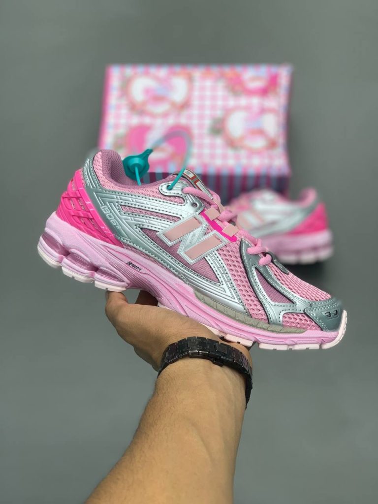 کتونی نیوبالانس rose chaussures 1906r