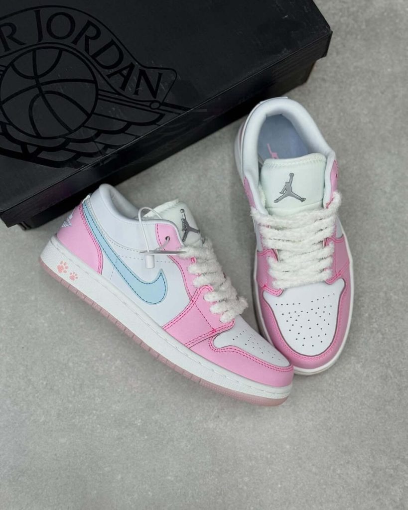 کتونی نایک nike air jordan 1 low se paw print