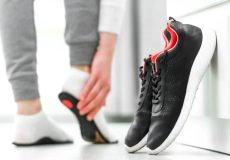 کتونی برای پاهای صاف