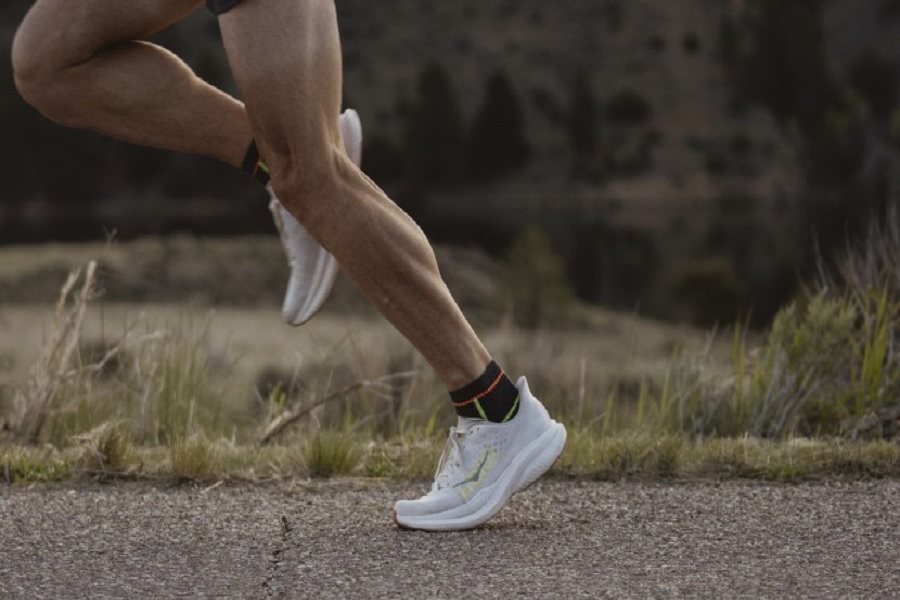 فروشگاه راهرو؛ همراه شما در انتخاب سایز ایدهآل کتونی