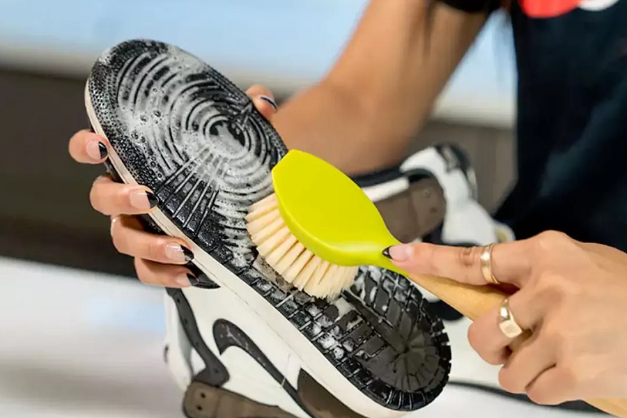 نکات مهم پس از شستشو برای نگهداری بهتر کفش‌ها