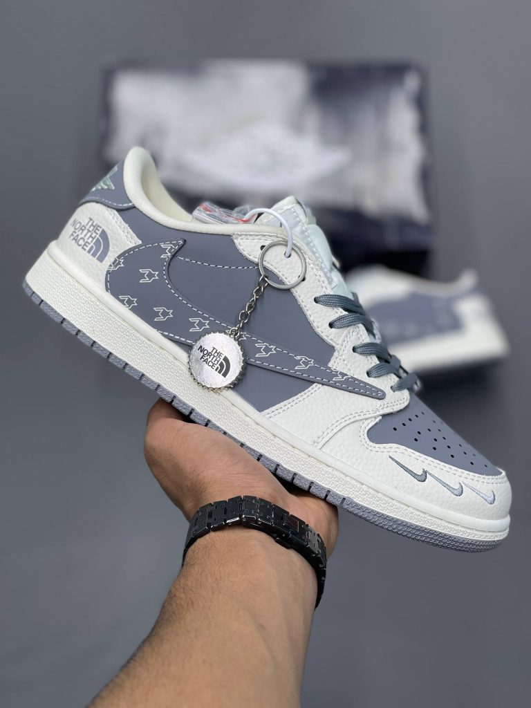 NIKE TRAVIS SCOTT X FRAGMENT DESIGN X AIR JORDAN 1 LOW OG SP LV GREY BLACK