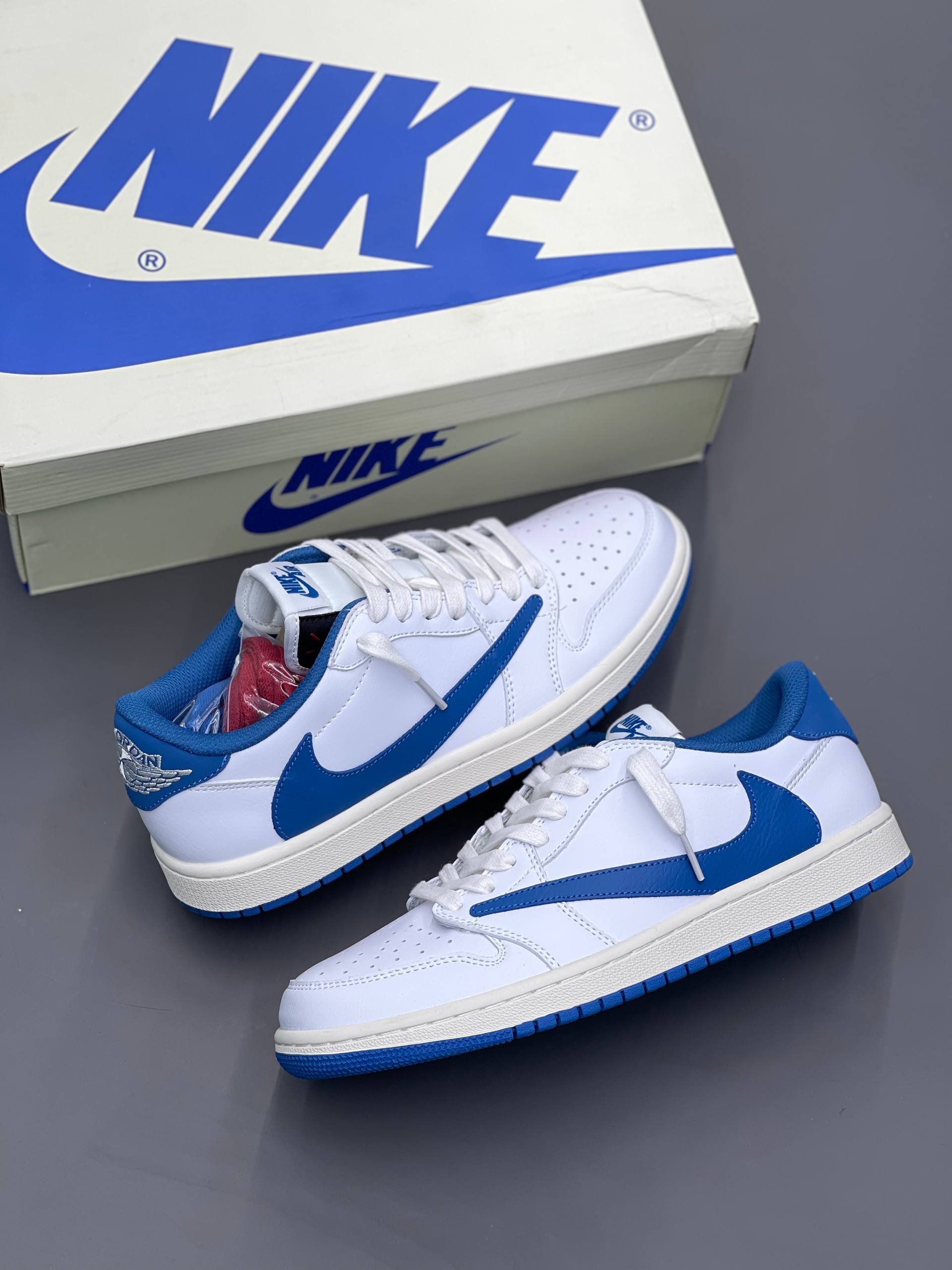 NIKE AIR JORDAN LOW X FRAGMENT X TRAVIS SCOTT HEAT OFF WHITE NIKE AIR JORDAN LOW X FRAGMENT X TRAVIS SCOTT HEAT OFF WHITE