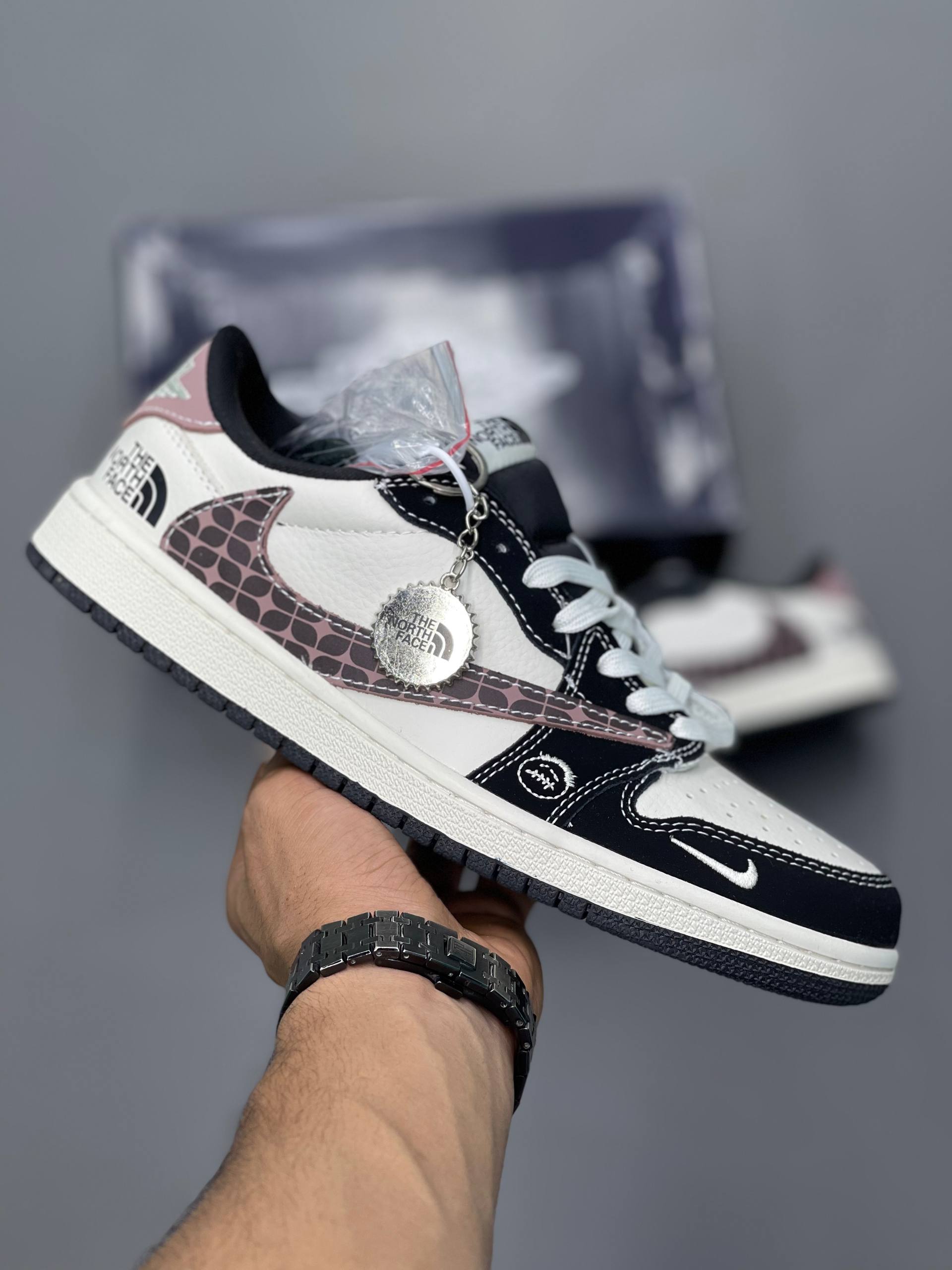 NIKE AIR JORDAN LOW X THE NORTH FACE BLACK WHITE NIKE AIR JORDAN LOW X THE NORTH FACE BLACK WHITE