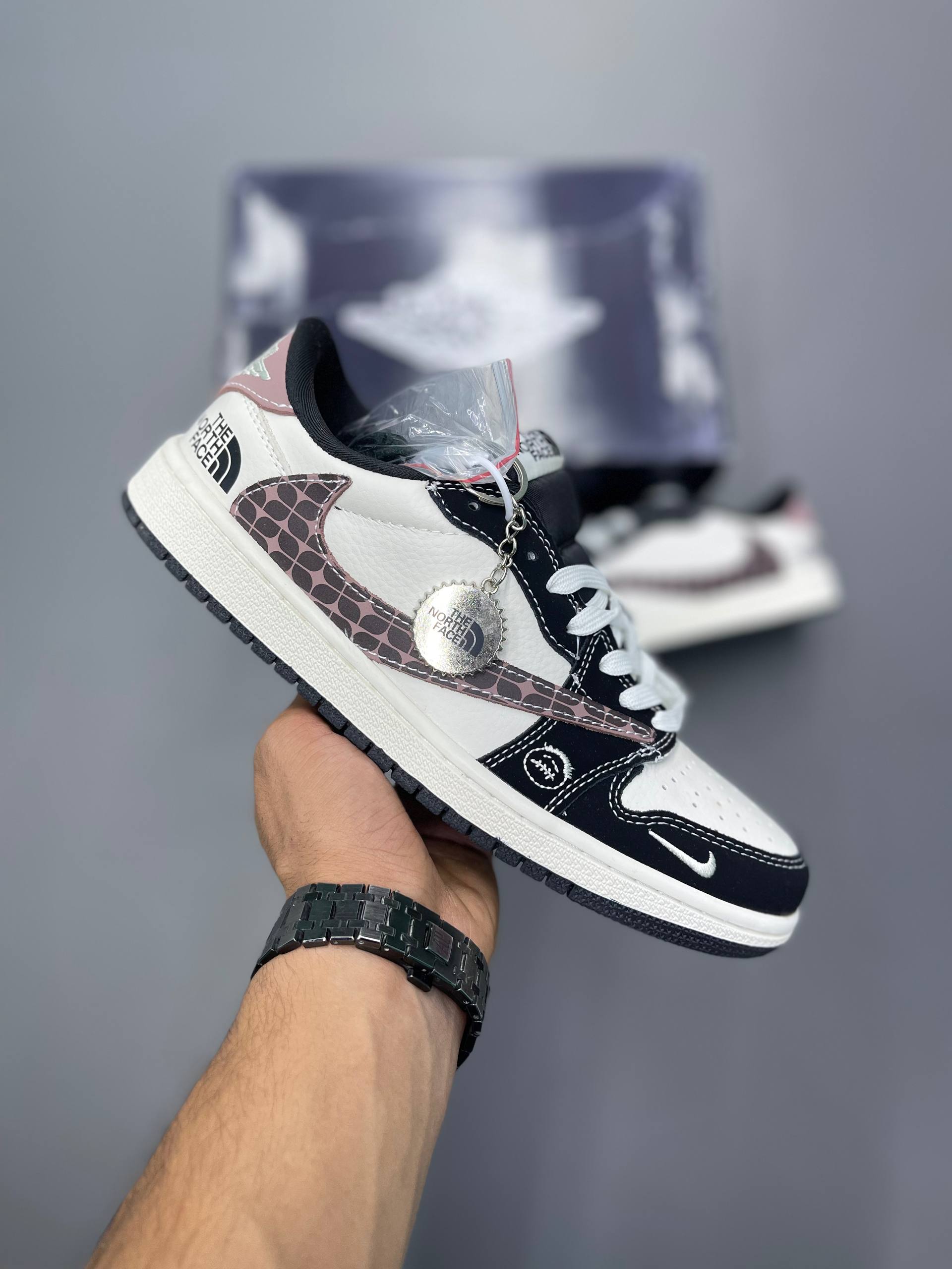 NIKE AIR JORDAN LOW X THE NORTH FACE BLACK WHITE NIKE AIR JORDAN LOW X THE NORTH FACE BLACK WHITE