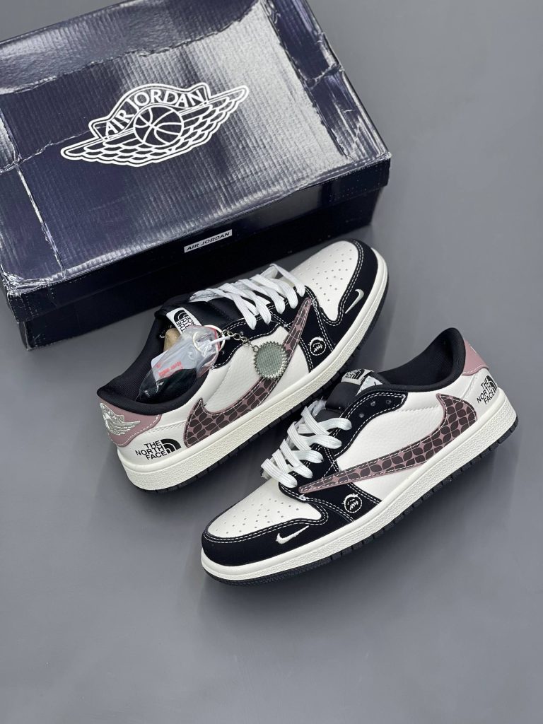 NIKE AIR JORDAN LOW X THE NORTH FACE BLACK WHITE