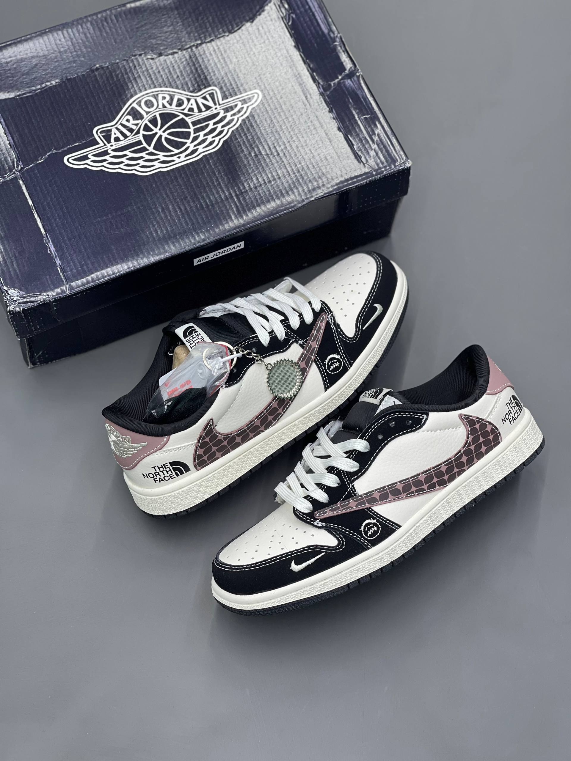 NIKE AIR JORDAN LOW X THE NORTH FACE BLACK WHITE NIKE AIR JORDAN LOW X THE NORTH FACE BLACK WHITE