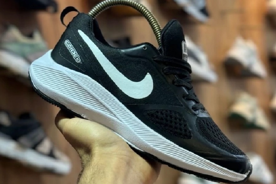 کتونی برای محل کار