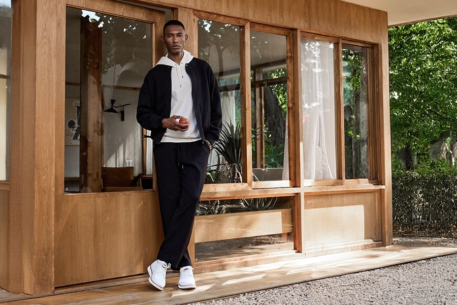 ست کردن کتونی با لباس