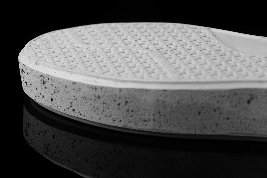 با انتخاب راهرو، بهترین کتونی‌های بازار را خریداری کنید